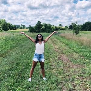 Meet your Posher, Carissa